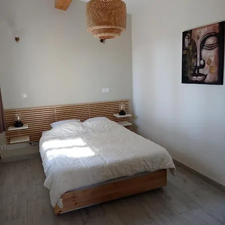 Agreable Appartement Au Calme Villeneuve  Exterior photo